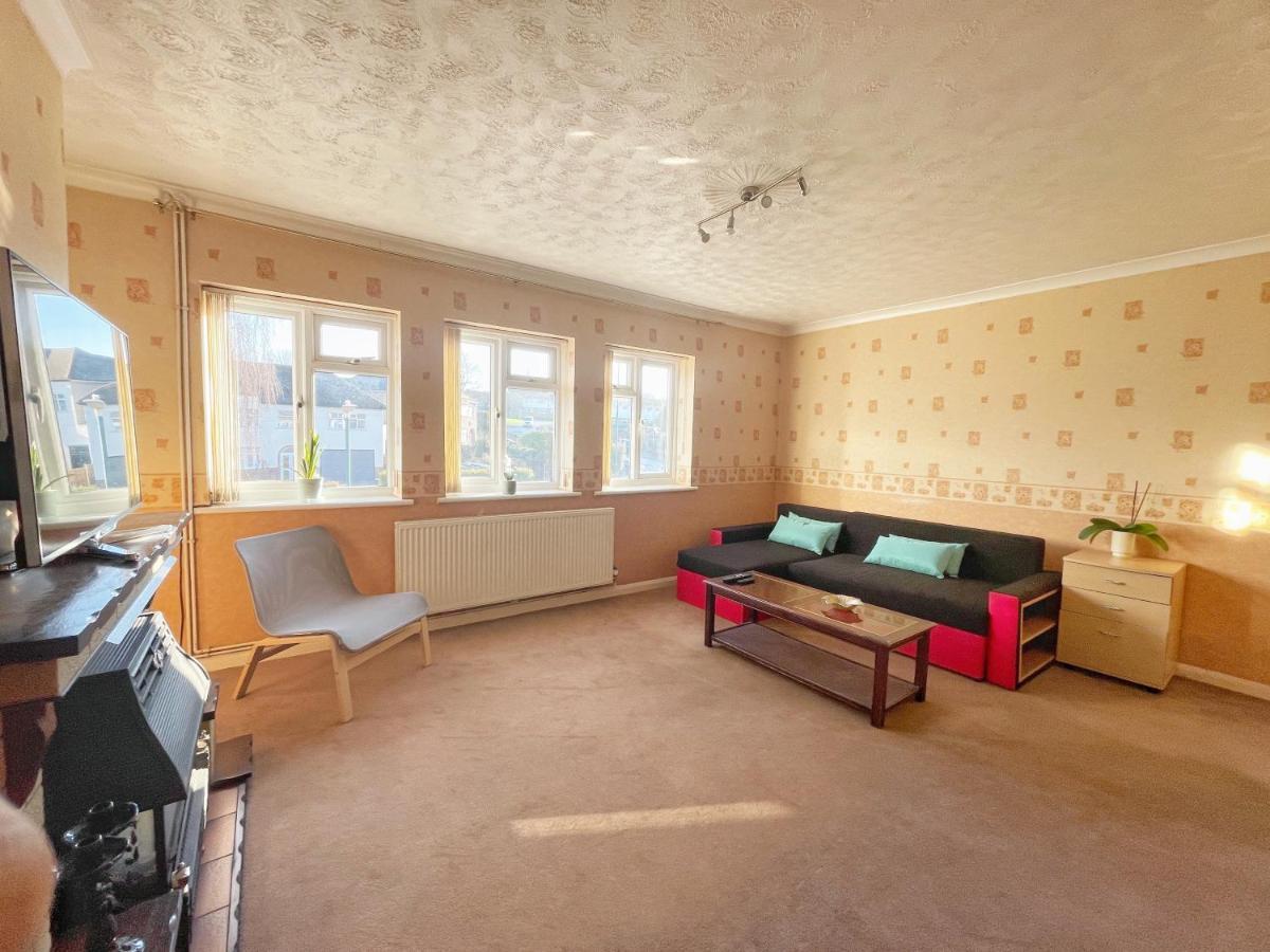 3 Bed Duplex Flat, Free Wifi & Netflix, Ideal For Contractors Daire Gravesend Dış mekan fotoğraf