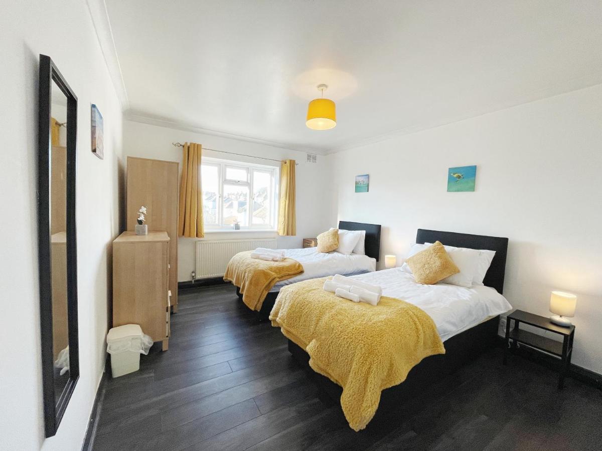 3 Bed Duplex Flat, Free Wifi & Netflix, Ideal For Contractors Daire Gravesend Dış mekan fotoğraf