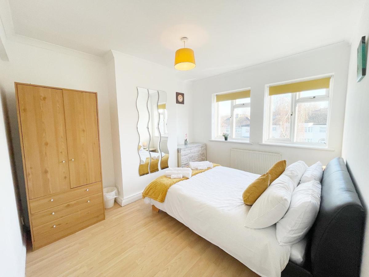 3 Bed Duplex Flat, Free Wifi & Netflix, Ideal For Contractors Daire Gravesend Dış mekan fotoğraf